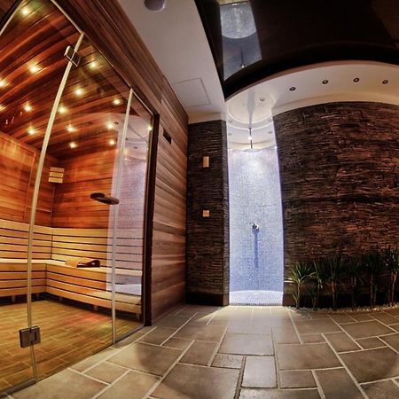 The Amber Business & Spa Hotel Oleśnica 外观 照片