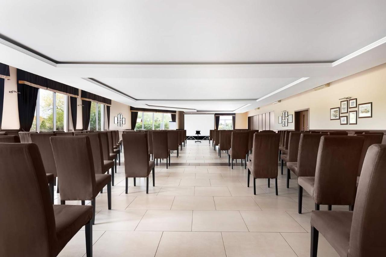 The Amber Business & Spa Hotel Oleśnica 外观 照片