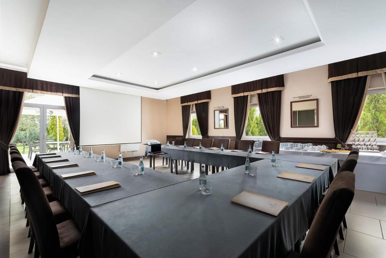 The Amber Business & Spa Hotel Oleśnica 外观 照片