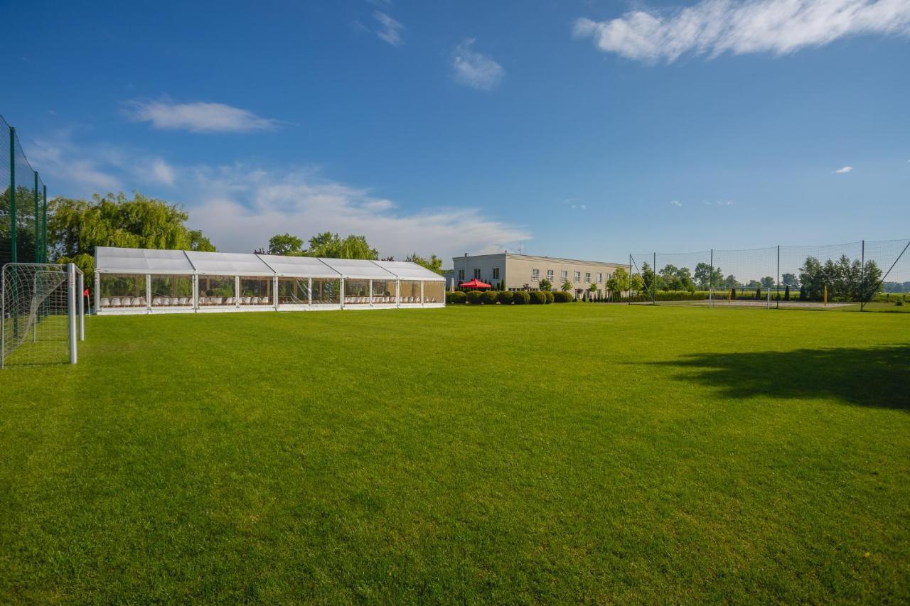 The Amber Business & Spa Hotel Oleśnica 外观 照片