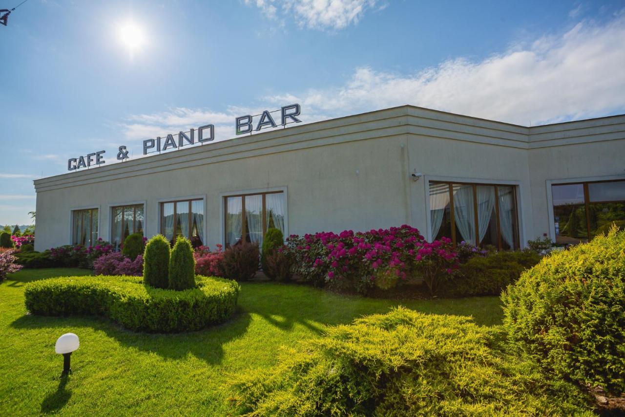 The Amber Business & Spa Hotel Oleśnica 外观 照片