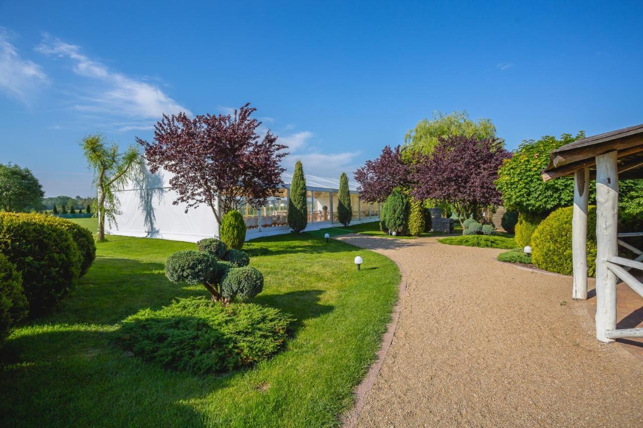 The Amber Business & Spa Hotel Oleśnica 外观 照片